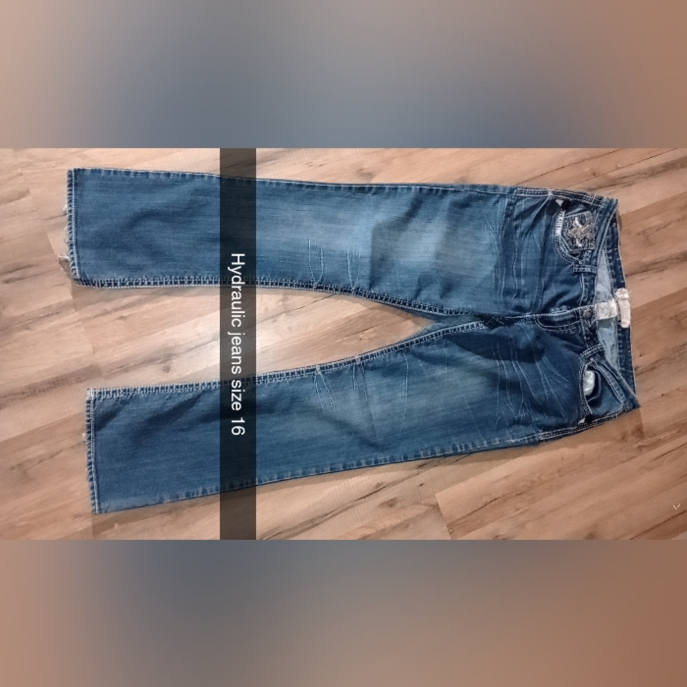 Hydraulic women's jeans.
